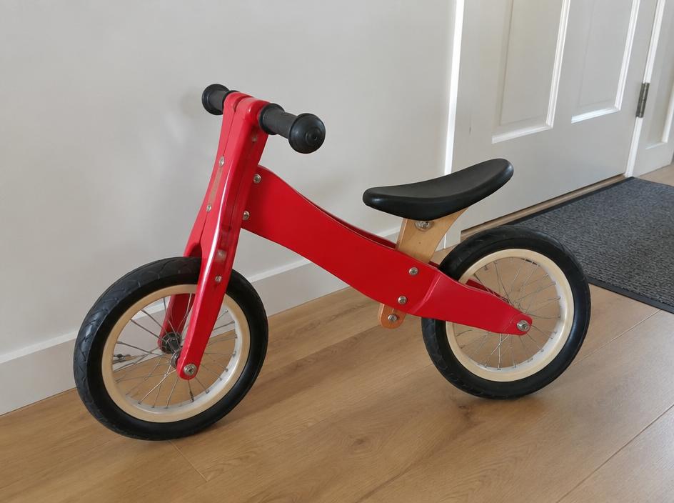 Kids' balance bike