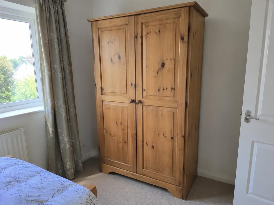 Pine double wardrobe